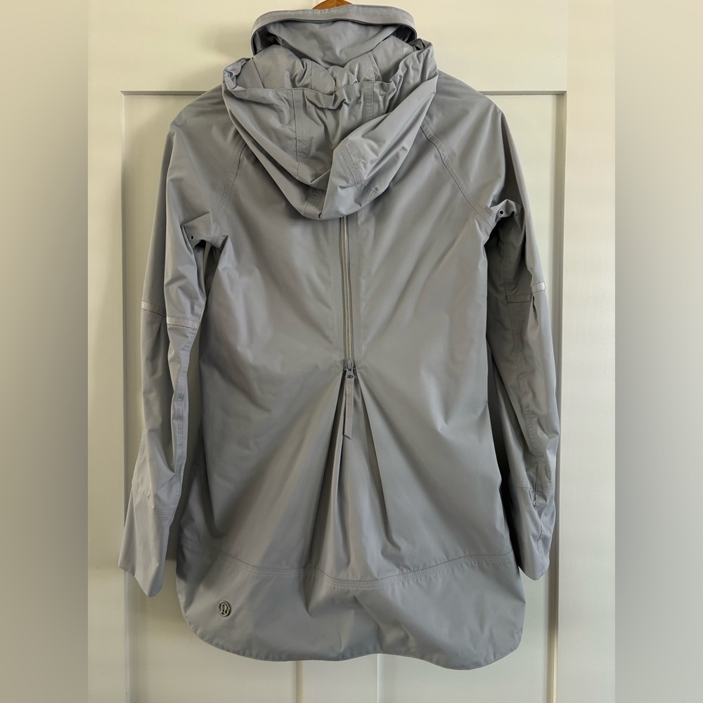 Lululemon Rain Jacket - Picture 3 of 7